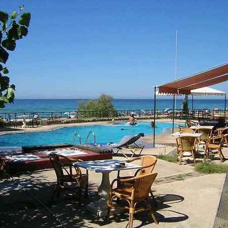 Seafront Calista Beach House With Garden Glyfada  Exterior photo