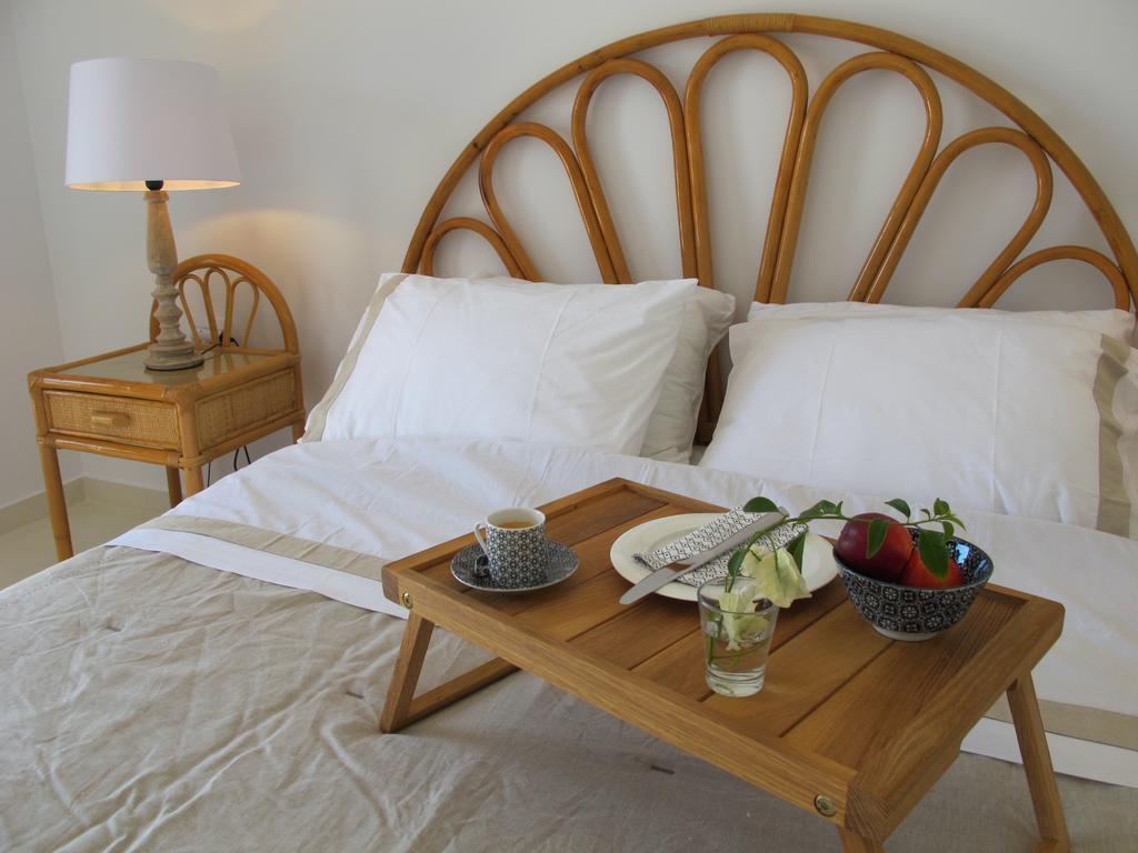 Seafront Calista Beach House With Garden Glyfada  Exterior photo