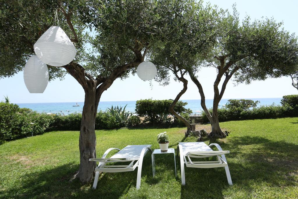 Seafront Calista Beach House With Garden Glyfada  Exterior photo
